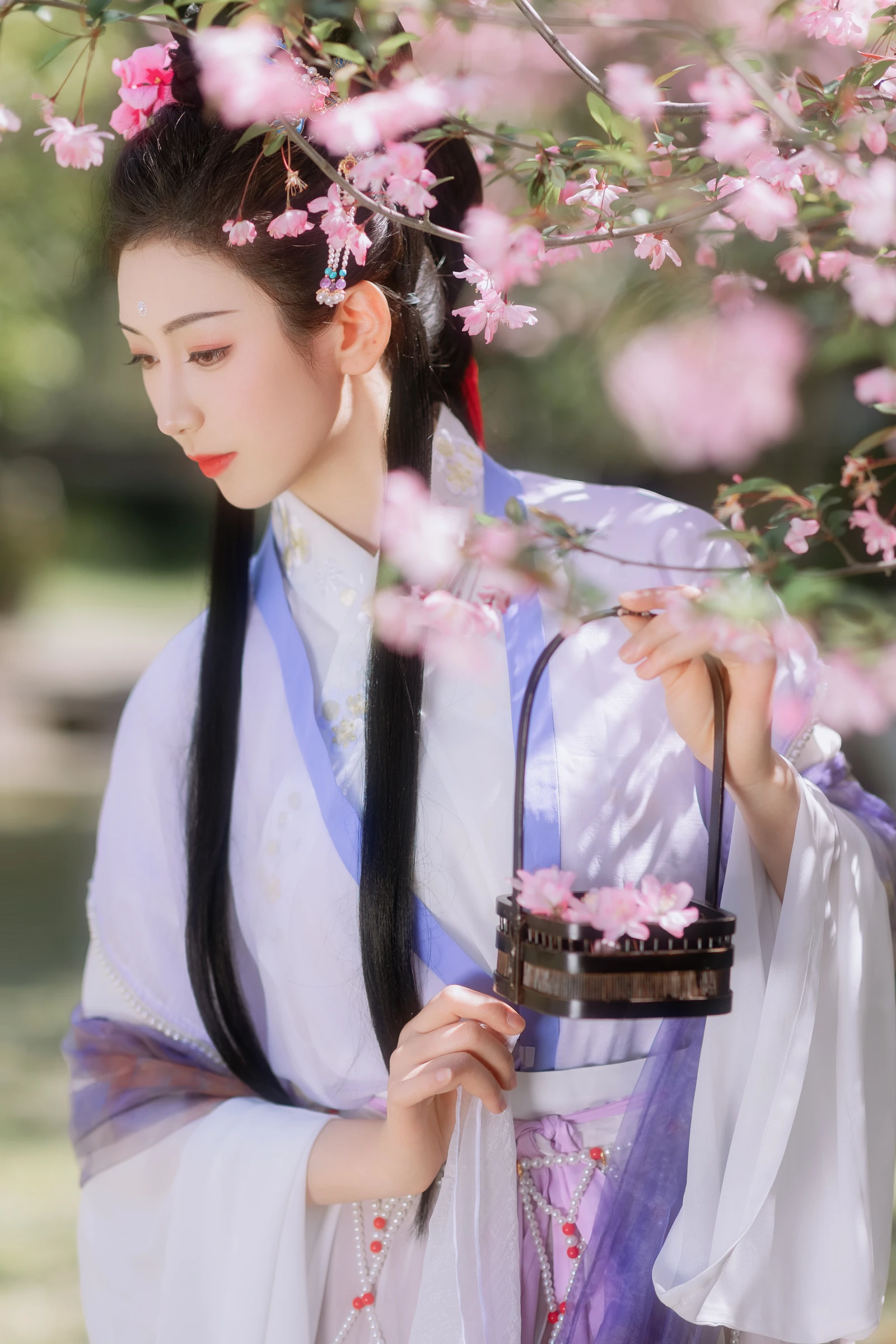 [YITUYU]艺图语-2024.10.21-海棠春-静姝-[24P-238MB]-4.webp
